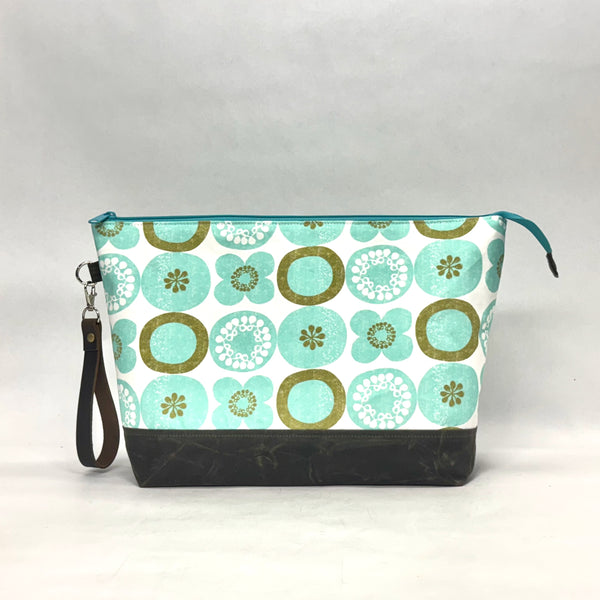 Pickle Chips XL Zipper Knitting Project Craft Bag with Detachable Leather Wrist Strap