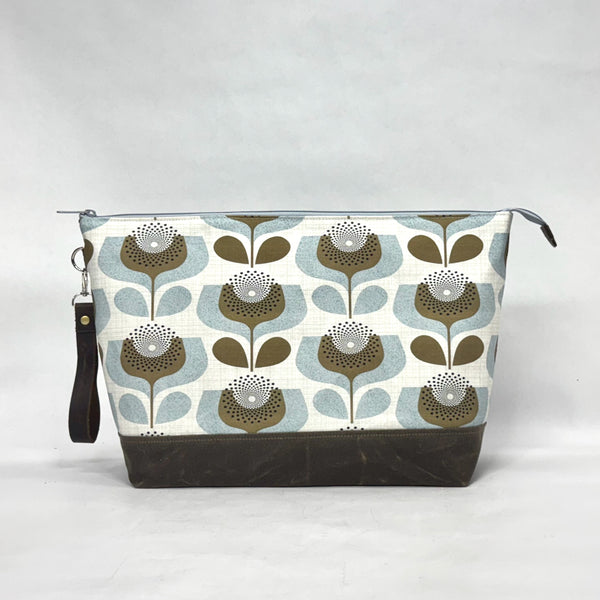 Scandi Blooms XL Zipper Knitting Project Craft Bag with Detachable Leather Wrist Strap
