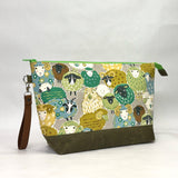 Powerful Sheep Green XL Zipper Knitting Project Craft Wedge Bag with Detachable Leather Wrist Strap