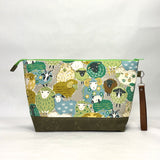 Powerful Sheep Green XL Zipper Knitting Project Craft Wedge Bag with Detachable Leather Wrist Strap