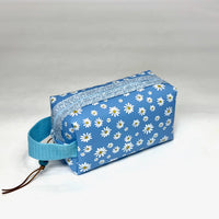 Blue Daisy Jelly Vinyl Boxy Small Zipper Pouch Gadget Case Cosmetics Bag
