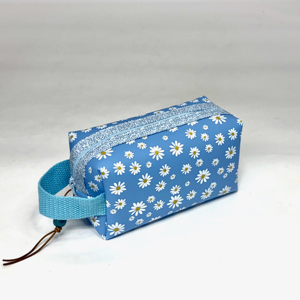 Blue Daisy Jelly Vinyl Boxy Small Zipper Pouch Gadget Case Cosmetics Bag