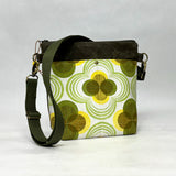 Retro Flower Green Crossbody Zipper Bag with Adjustable Strap