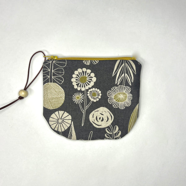 Flower Grey Round Zipper Pouch / Coin Purse / Gadget Bag