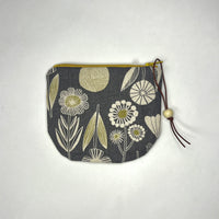Flower Grey Round Zipper Pouch / Coin Purse / Gadget Bag