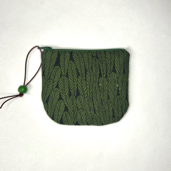 Leaf Green Round Zipper Pouch / Coin Purse / Gadget Bag