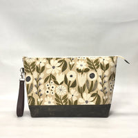 Gather Flowers Beige XL Zipper Knitting Project Craft Bag with Detachable Leather Wrist Strap