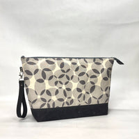 Gather Circles Grey XL Zipper Knitting Project Craft Bag with Detachable Leather Wrist Strap