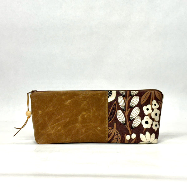 Gather Flowers Brown Short Wide Small Zipper Pouch Gadget Case Cosmetics Bag