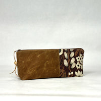 Gather Flowers Brown Short Wide Small Zipper Pouch Gadget Case Cosmetics Bag