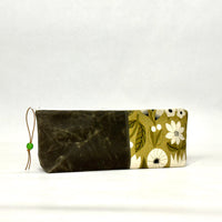 Gather Flowers Olive Short Wide Small Zipper Pouch Gadget Case Cosmetics Bag