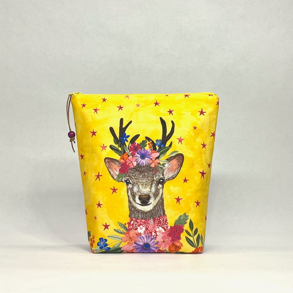 Deer Magic Friends Slim Medium Zipper Knitting Project Craft Wedge Bag