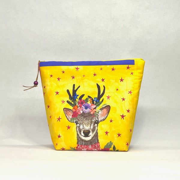 Deer Magic Friends Medium Zipper Knitting Project Craft Wedge Bag