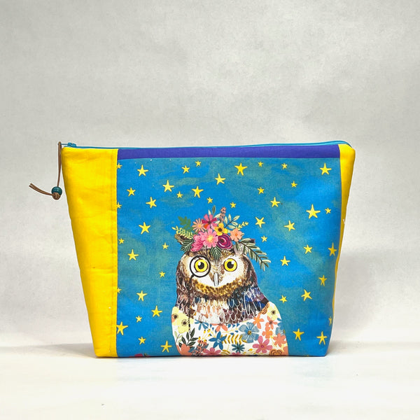 Owl Magic Friends Medium Zipper Knitting Project Craft Wedge Bag