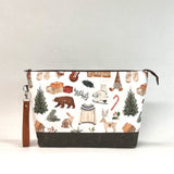 Nordic Christmas XL Zipper Knitting Project Craft Wedge Bag with Detachable Leather Wrist Strapor